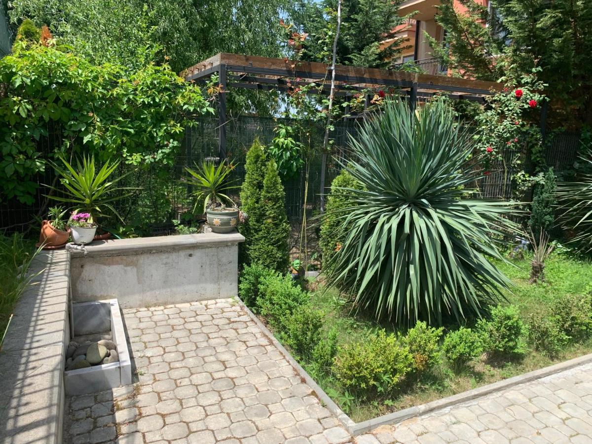 Appartement Oasis By The Sea à Primorsko Extérieur photo